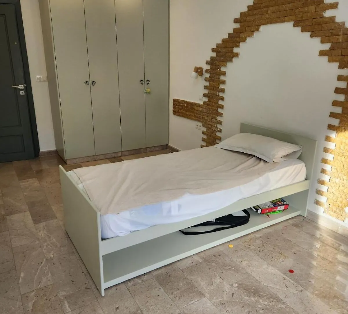 Spacious Apartment Modern Tunis